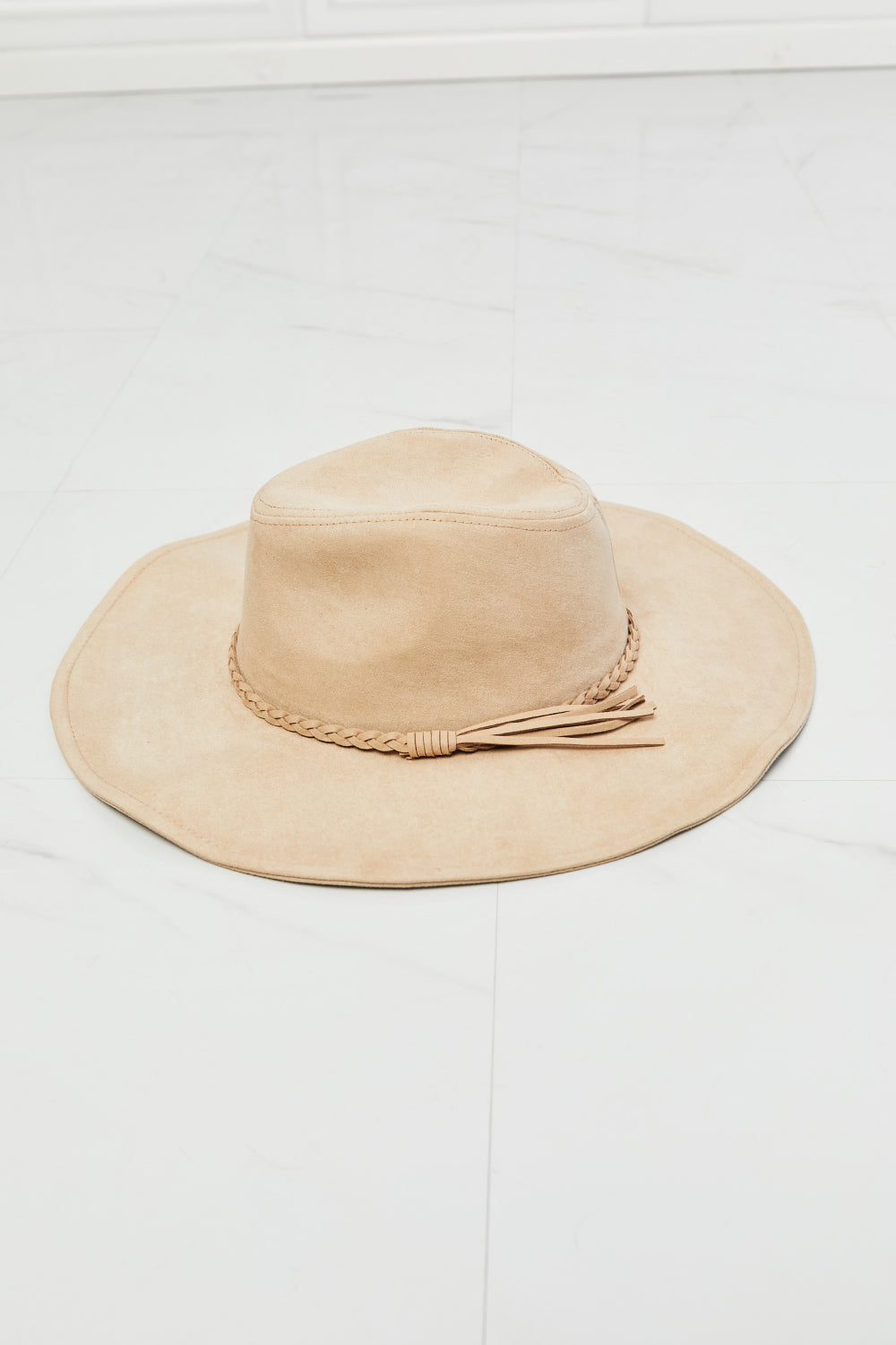 Fame Forever My Moment Suede Fedora Hat in Ivory