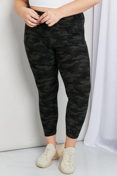 Camouflage Wide Waistband Pocket Leggings