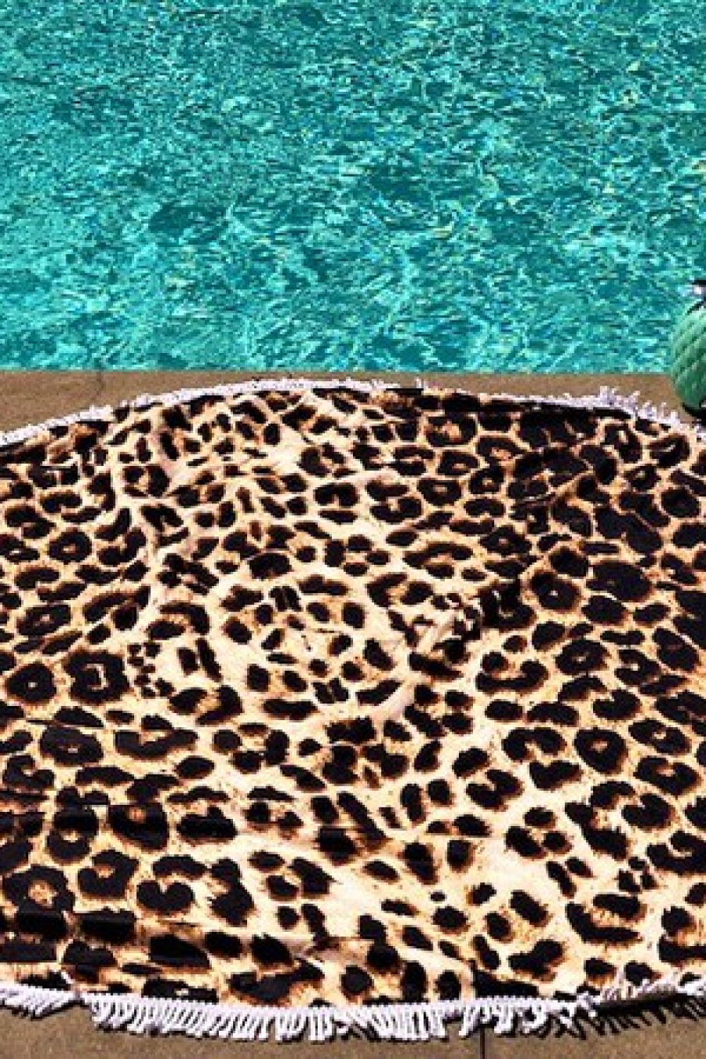 Rounded Leopard Beach Towel